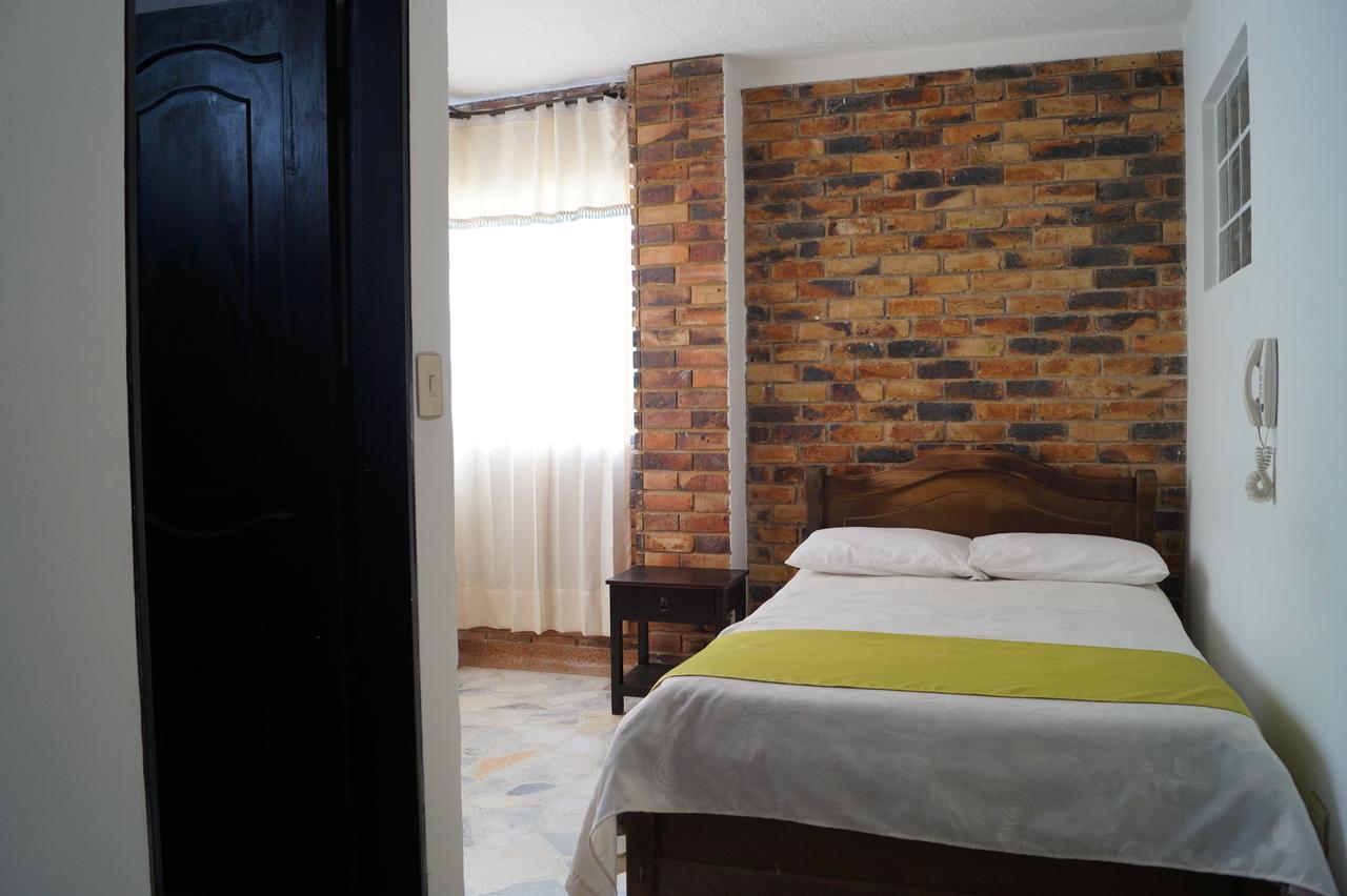 Hotel Engatama Moniquira Ngoại thất bức ảnh