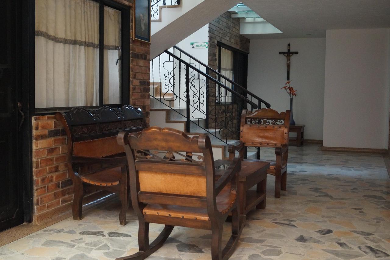 Hotel Engatama Moniquira Ngoại thất bức ảnh